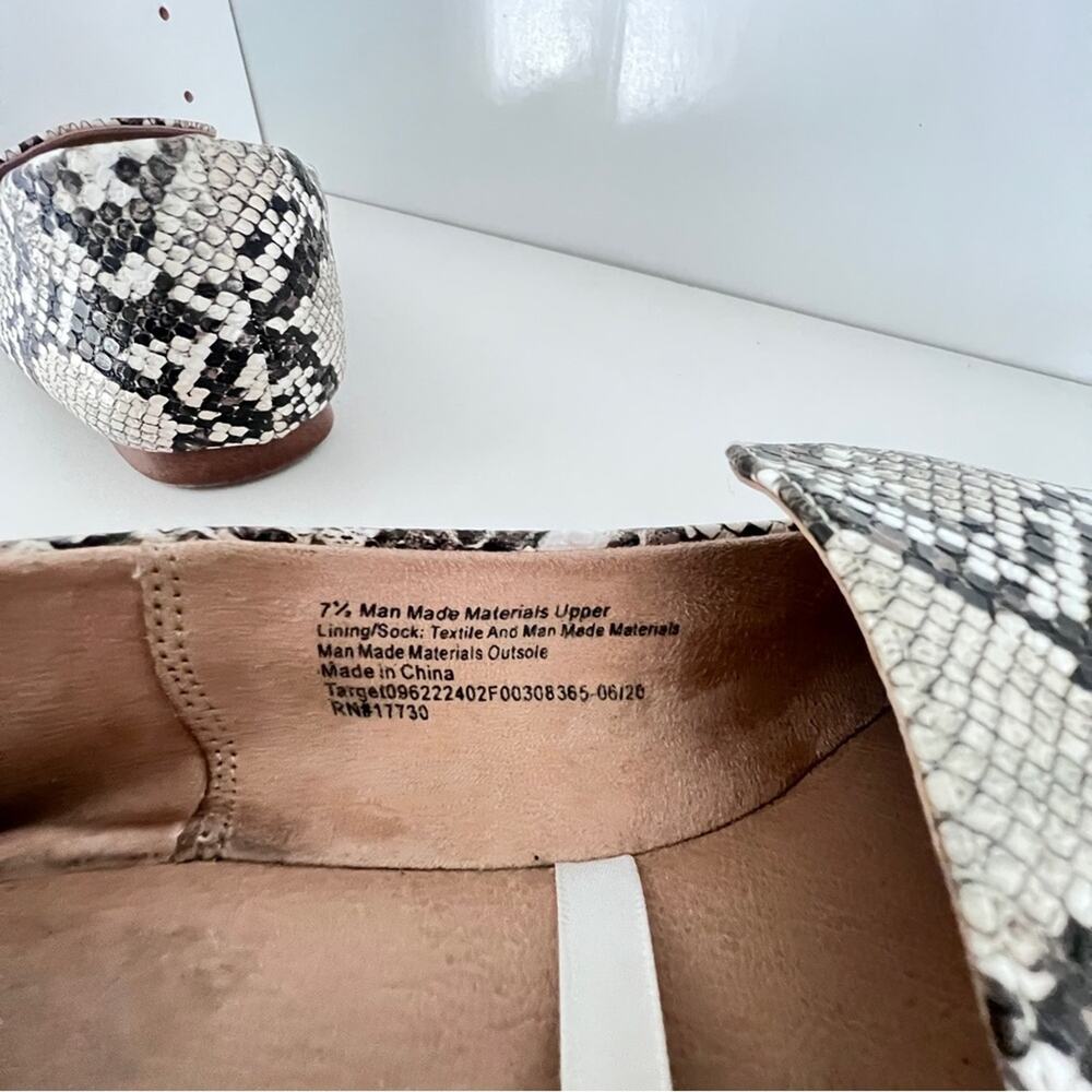 Women size 7.5 Snakeskin Loafers Blk/Grey & White. - Picture 7 of 9